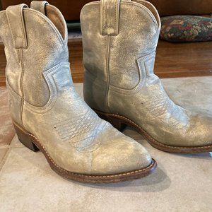 Frye Billy Short Distressed Beige Leather Women's boot size 7
